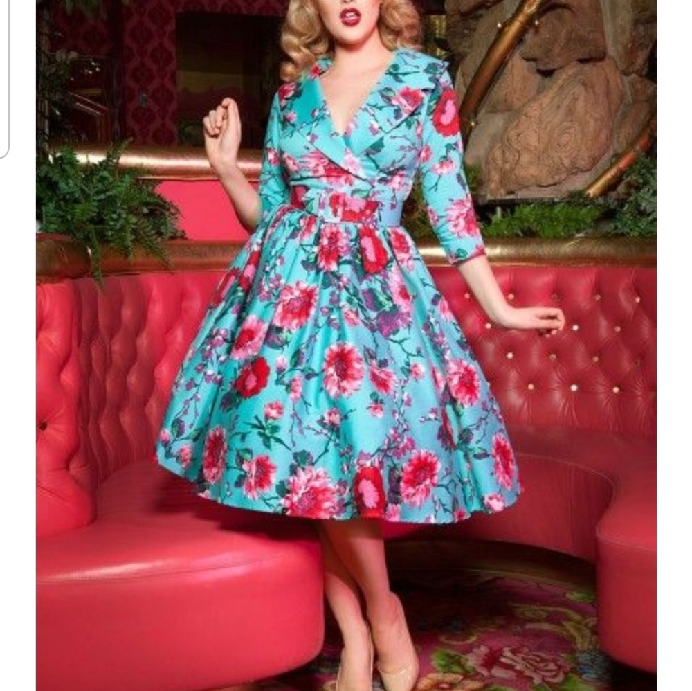 Pinup Couture turquoise floral birdie L EUC